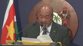 Persconferentie van president Bouterse over kwestie wapen vergunningen