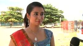 Miss India Suriname 2011 bezoekt Maria Hartman school