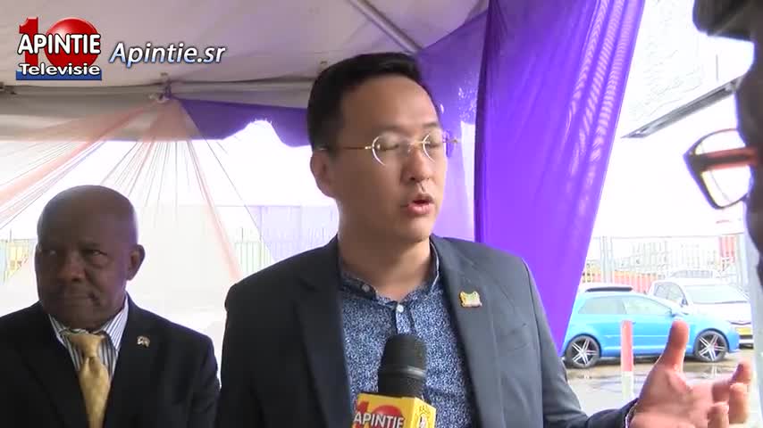 Minister Tsang tekent tourisme akkoord met Guyana